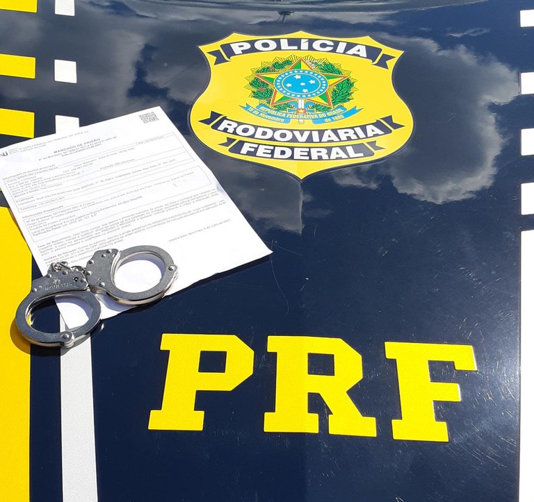 Homicida procurado em vários estados é preso pela PRF na BR-343 no Piauí