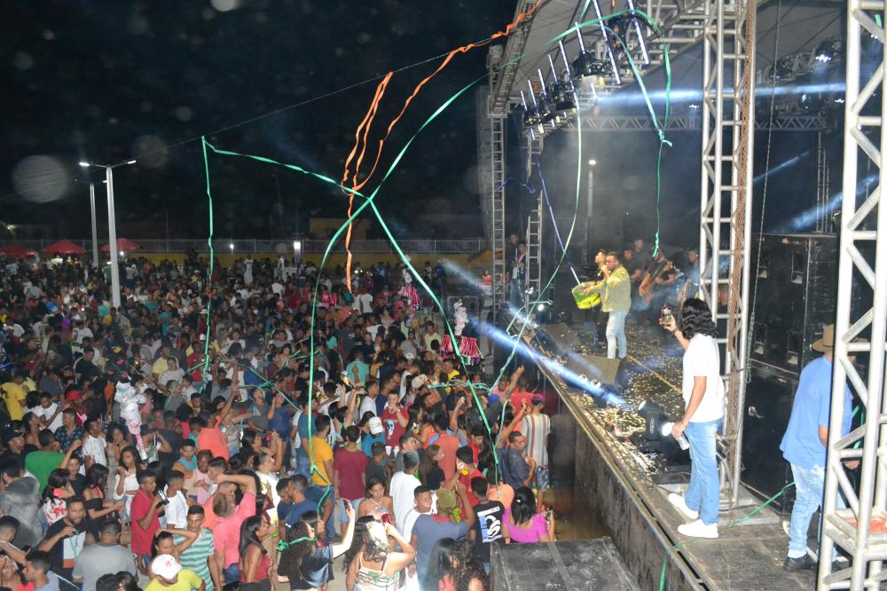 Praça de Eventos é inaugurada com grandes atrações em São Francisco do Maranhão