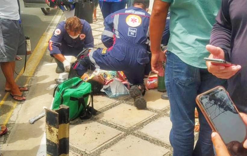 Mulher tem perna decepada em grave acidente entre carro e moto no Piauí
