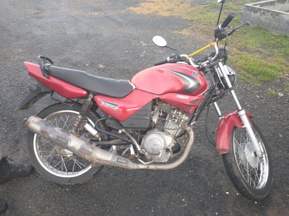 PM cumpre mandado de prisão e apreende moto com chassi adulterado em Angical do Piauí