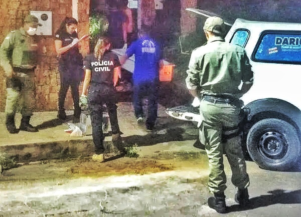 Jovem é morto com vários disparos de arma de fogo na porta de casa em Floriano