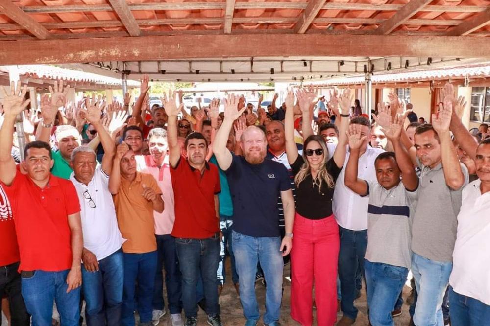 Ao lado do Adelbarto Santos, Othelino Neto lança a sua pré-candidatura a deputado em São Francisco do Maranhão