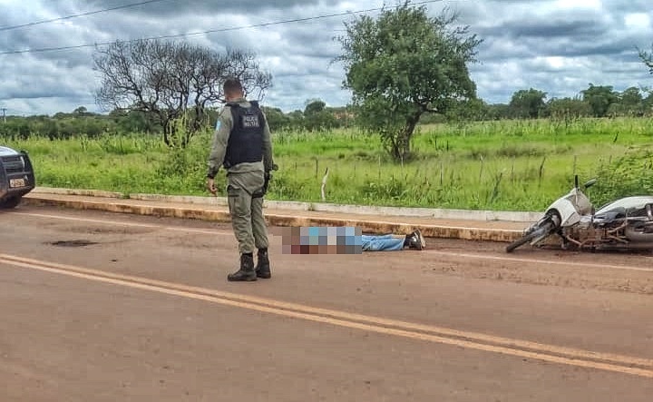 Empresário é assassinado a tiros enquanto pilotava moto no interior do Piauí