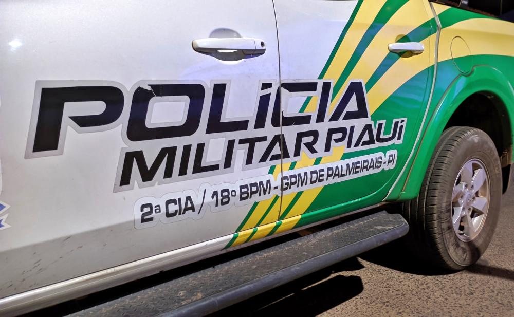 Ônibus que faz linha de Teresina para Palmeirais é assaltado na saída do porto Mangueira