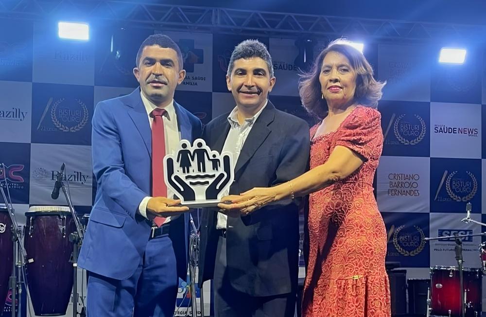 São Francisco do Maranhão recebe o Prêmio Bisturi de Ouro em reconhecimento à excelência na saúde
