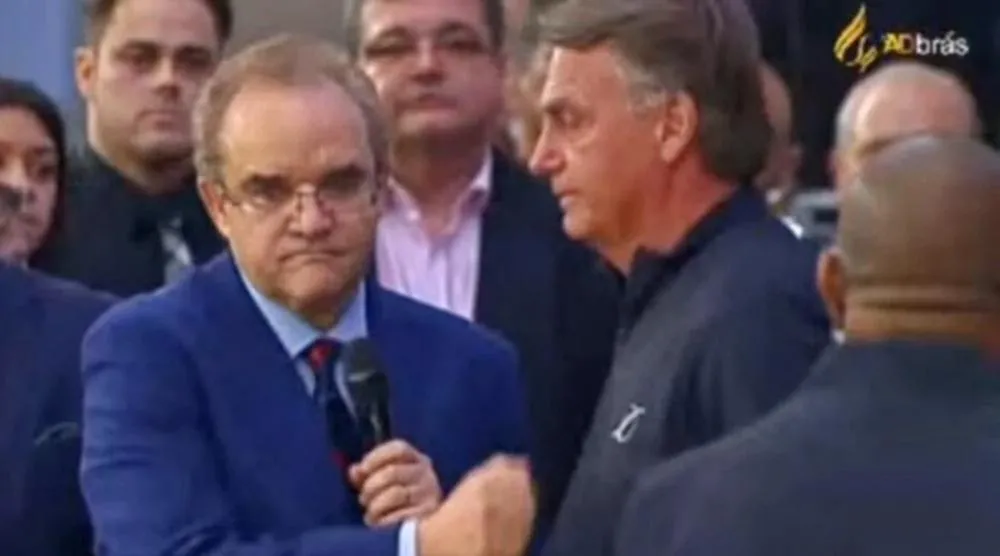 Velório da bispa Keila reúne evangélicos, Tarcísio, Nunes e Jair Bolsonaro em São Paulo