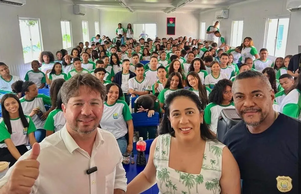Polícia Civil realiza palestra sobre conscientização dos perigos das drogas em Palmeirais