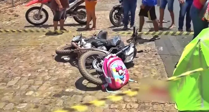 Criança de 4 anos morre e mãe fica ferida após colisão entre moto e caminhão-pipa em Floriano