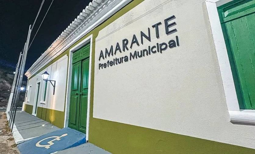 Arquivo: Portal C7