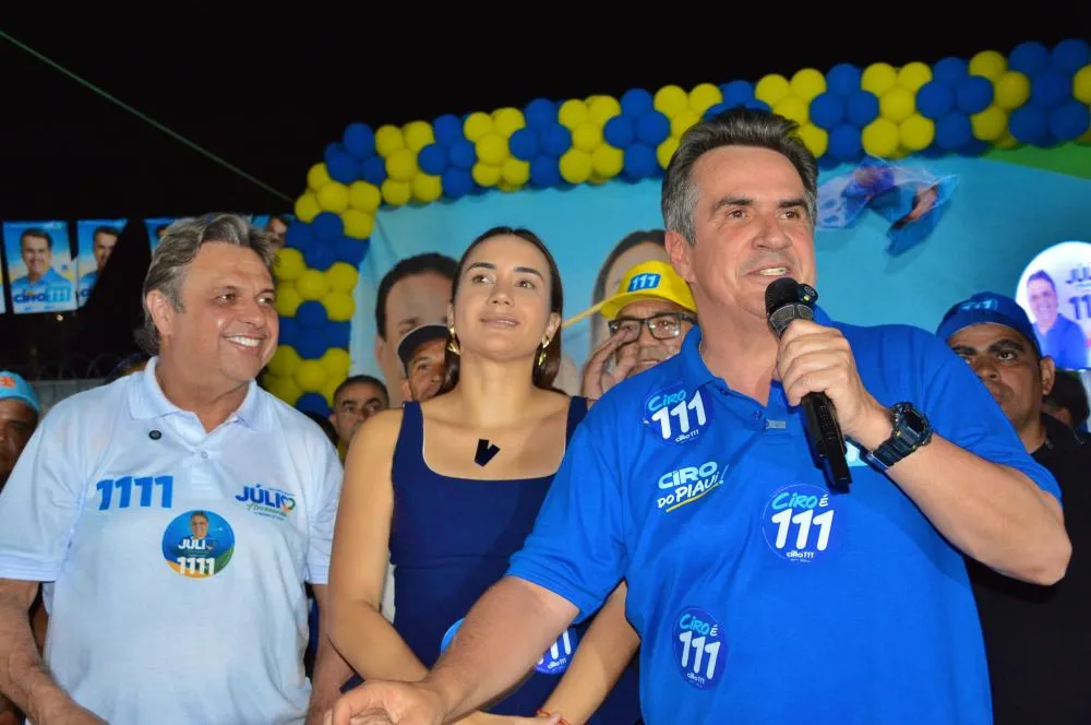 Ciro Nogueira e Júlio Arcoverde reúnem multidão em grande evento político em Amarante
