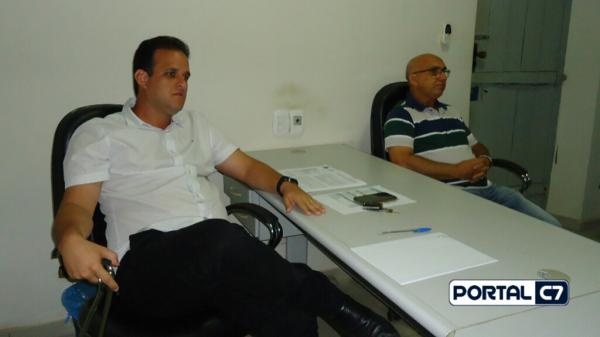 Prefeito Diego Teixeira se reúne com pastores para programação do Dia do Evangélico