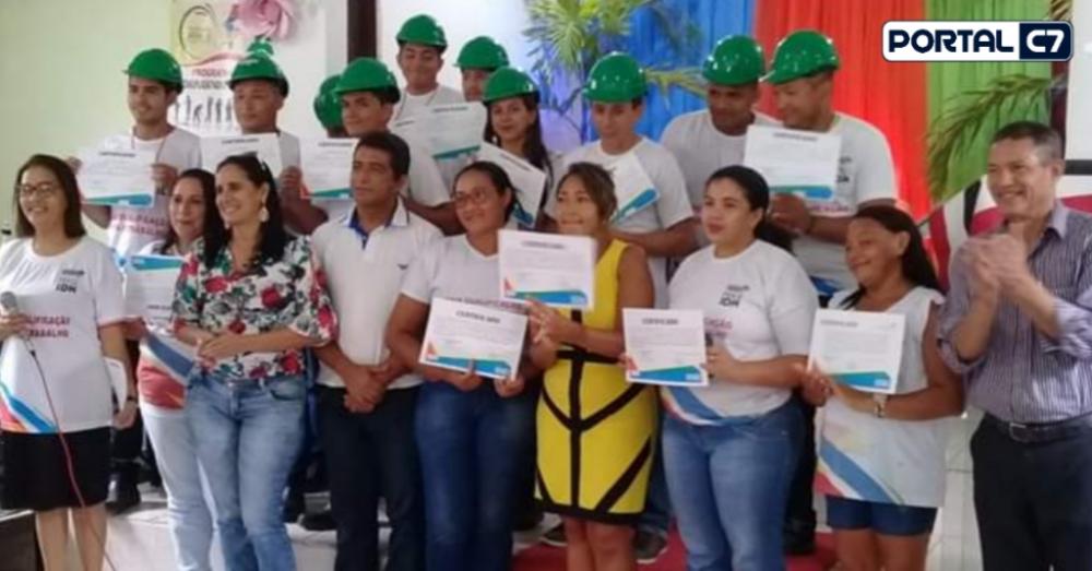 Governo certifica alunos de cursos técnicos em São Francisco do Maranhão