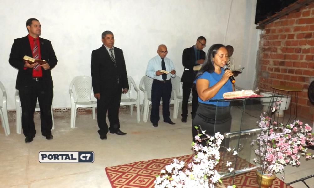 Congresso da Igreja Assembléia de Deus Madureira de Amarante em adoração ao Senhor