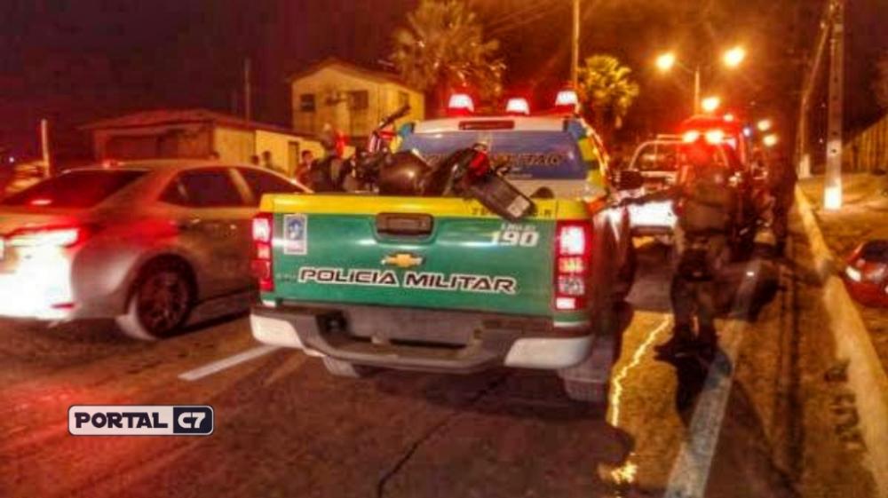 Suspeito é baleado na perna ao tentar atirar em policial na cidade de Floriano
