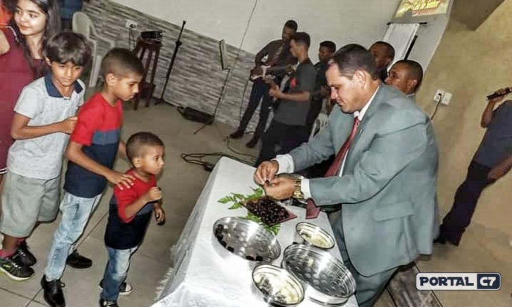 Deus Pai do Salvador Jesus Cristo terminará o que começou em você