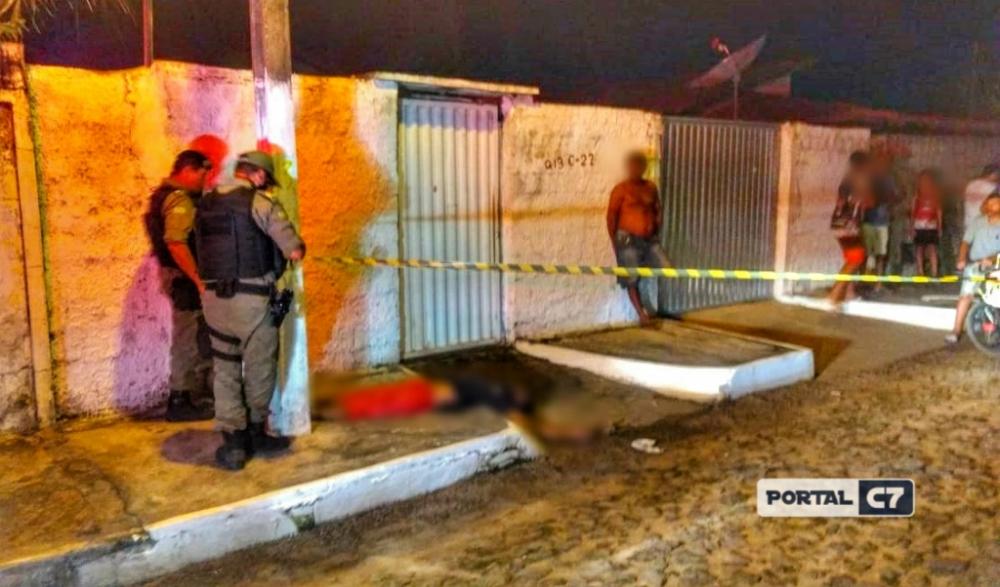 Homem mata irmão a facadas e pedradas por causa de drogas no Piauí