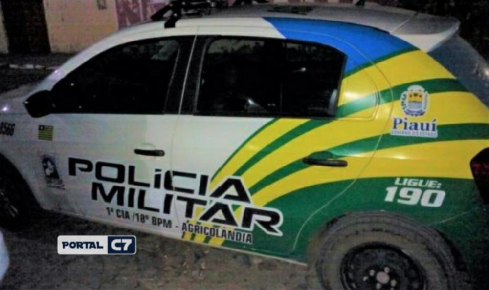 Bebê com 1 mês de idade que dormia com os pais amanhece morto no Piauí