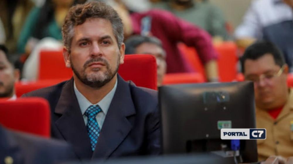 FEPISERH pagou, sem contrato, R$ 813 mil a empresa dos irmãos da diretora do hospital de Picos