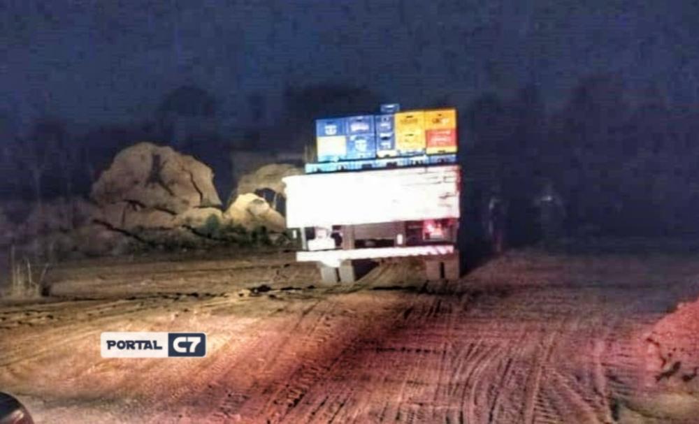 Motorista com carga de cerveja é feito refém durante assaltado em Lagoinha do Piauí