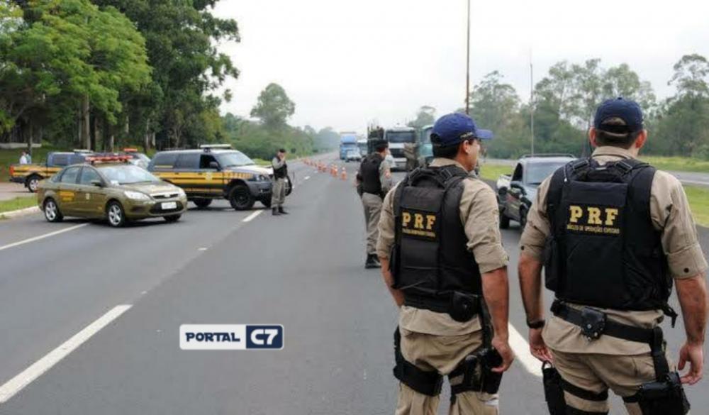 Homem morre após colisão entre dois veículos na BR 230 no Piauí