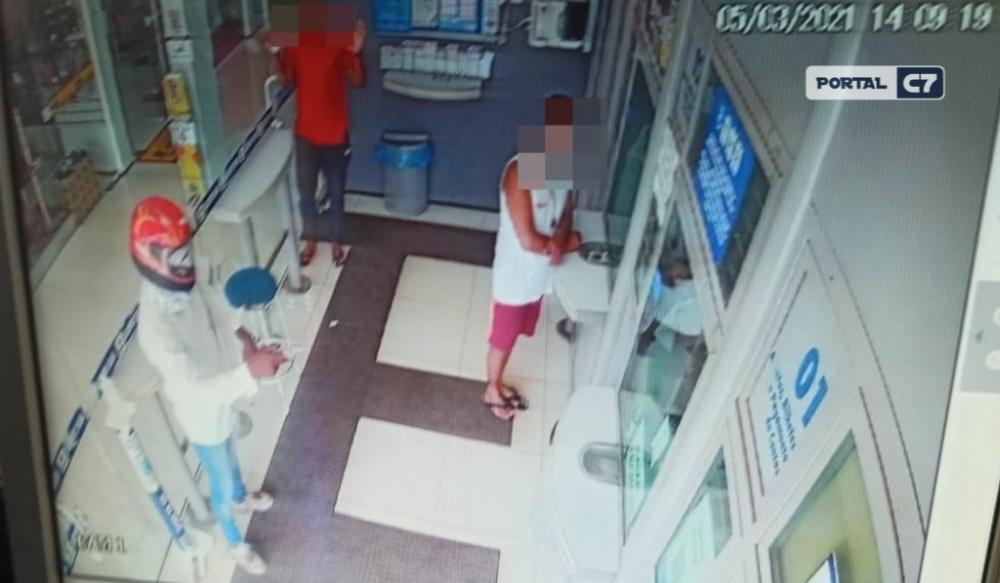 Bandido assalta supermercado correspondente de Bancos em São Pedro do Piauí