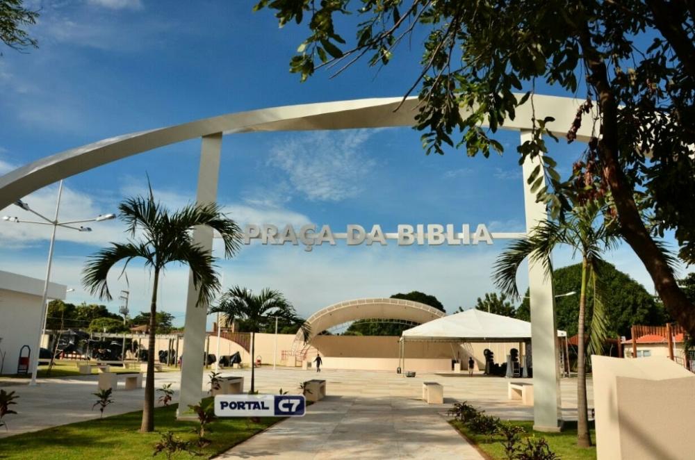 Praça pública está sendo construída em São Francisco do Maranhão para proporcionar mais lazer à população