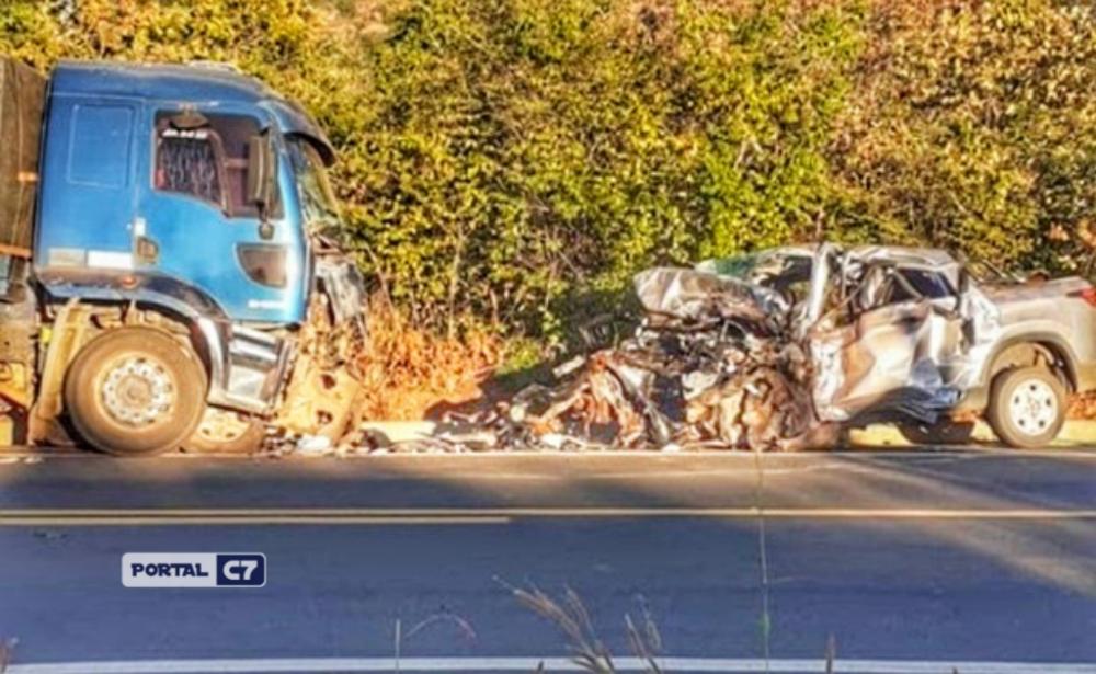 Enfermeiro e engenheiro agrônomo morrem em grave acidente na BR-135 no Piauí
